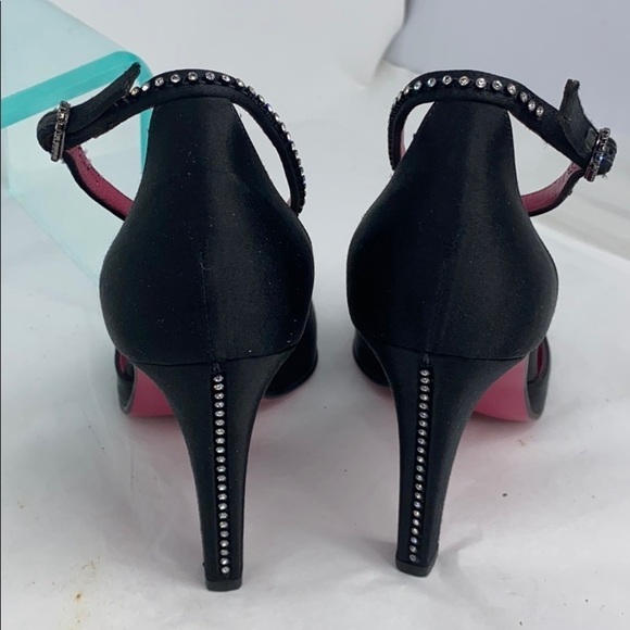 Emanuel Ungaro Sz 7 Black Satin w/Crystals Heels - Picture 5 of 15
